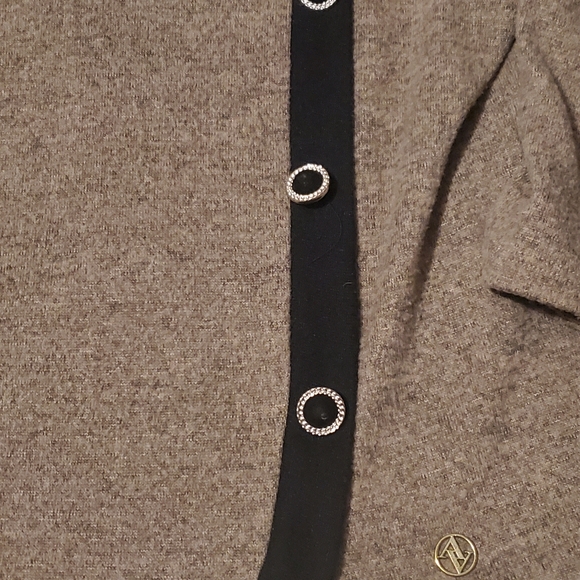 ADRIENNE VITTADINI Brown Cowl Neck Tunic Sweater Asymmetrical Buttons sz XL - Picture 3 of 9